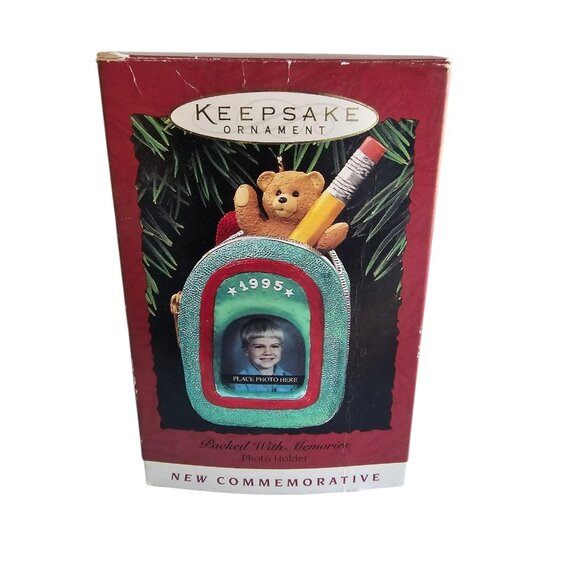 1995 Hallmark Keepsake Christmas Ornament Packed With Memories Photo Holder - Picture 1 of 3